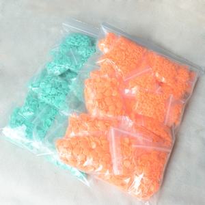 Botões de Pressão de Plástico KAM para Roupas Infantis, 100 Conjuntos/Saco, Botões Redondos ou em Forma de Coração ou Estrela - Product Image 6