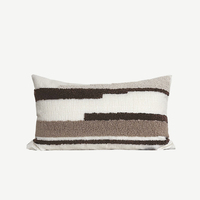 2024 nouveau Polyester touffeté broderie lombaire taie d'oreiller élégant abstrait housse de coussin pour salon décor à la maison hôtel fournitures