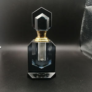 Ehre des Kristalls Benutzer definiertes Logo Marke Kristall Parfüm Flasche Körper Ätherisches Öl Behälter Flasche K9 Kristall Parfüm Flasche - Product Image 3