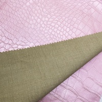 Tissu en cuir PU rose nacré onirique à motif peau de crocodile SANS PFAS pour vestes Couleur personnalisée