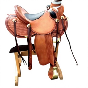 Selle d'équitation anglaise en cuir de buffle véritable naturel NA64 BS International, couleur naturelle brun pur, qualité sur mesure, fabriquée en Inde - Product Image 1