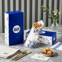 Boîte d'emballage de boulangerie carrée en carton jetable de qualité alimentaire, avec poignée et fentes, logo personnalisé, biodégradable et écologique