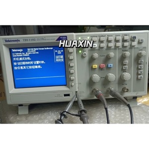 Oscilloscope numérique Tektronix TBS1102 avec sonde TBS 1102 / Fonctionnement parfait - Product Image 1