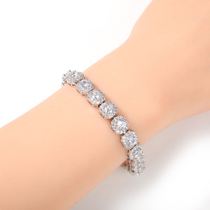 Pulsera de Zirconia Cúbica con Diseño de Caramelo de Roca, Pulsera de Alta Gama para Hombre - Product Image 5