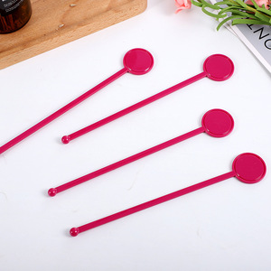 Agitateur à cocktail à tête ronde en plastique rose pour mélanger les boissons, idéal pour le café, le thé et les fêtes - Product Image 1
