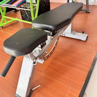 Banc de musculation extensible, banc d'entraînement réglable, rack à squats, tabouret auxiliaire de qualité commerciale, banc à poids multi-angles plat