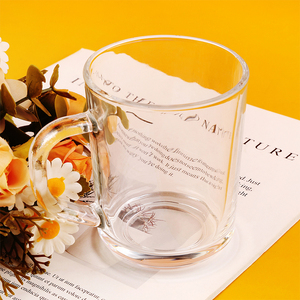 Semplice tazza di farina d'avena <span class=keywords><strong>con</strong></span> tazza di caffè <span class=keywords><strong>con</strong></span> <span class=keywords><strong>fiori</strong></span> trattati tazza <span class=keywords><strong>da</strong></span> tè - Product Image 5