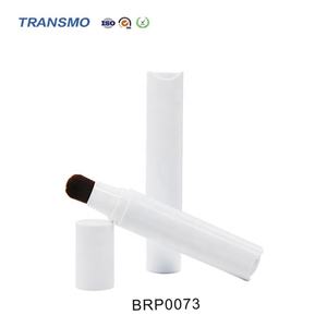 Stylo-crayon cosmétique vide transparent, stylo surligneur en plastique, conteneur vide rond personnalisé avec pinceau - Product Image 3