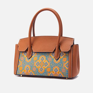 ओम 2025 ब्रांड डिजाइन उच्च गुणवत्ता वाली महिला हैंड बैग विंटेज महिला हैंड बैग विंटेज महिला महिलाओं के लिए असली चमड़े के हैंडबैग - Product Image 4