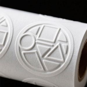 Étiquettes autocollantes 3D en papier texturé de luxe personnalisées avec logo en relief pour la décoration de parfums et l'emballage - Product Image 4