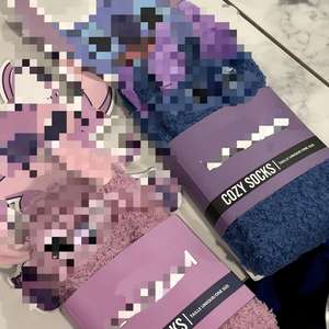 Kaos Kaki Motif Kartun 3D Musim Gugur/Dingin Terlaris, Kaos Kaki Santai Bahan Coral Fleece Thermal Plush Anti-Rontok untuk Natal - Product Image 2