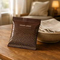 Pochettes personnalisées avec logo pour chips et snacks croustillants, idéales pour l'emballage de snacks en vrac pour la vente au détail.