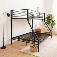 Lit superposé moderne en métal, taille double sur grand lit, avec cadre de lit robuste, échelle latérale incurvée intégrée et barrières de sécurité hautes pour enfants et adultes
