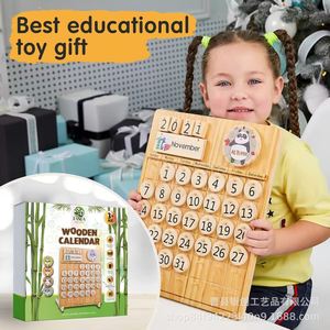 Tableau de calendrier en bois pour enfants, jouet éducatif multi-pièces pour l'apprentissage de la gestion du temps - Product Image 2