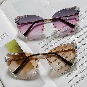 Lunette De Soleil New Fashion Luxury <strong>Party</strong> Rhinestone Sun <strong>Glasses</strong> Female Shades Crystal Cat Eye Sunglasses - Product Image 5