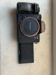 Appareil photo Sony Alpha <span class=keywords><strong>7R</strong></span> <span class=keywords><strong>III</strong></span> 42,4 MP 4K vidéo pour photographie de mariage, 90 % neuf - Product Image 6