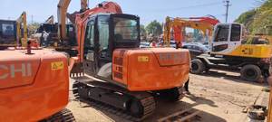 Excavadora usada HITACHI ZAXIS 70 Japón Original ZAXIS Serie ZX70 Máquina excavadora usada de 7 toneladas con buen funcionamiento - Product Image 2