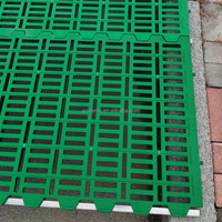 Plancher à lattes en HDPE à double nervure épaissi pour enclos à bétail (moutons et chèvres), emballage sur palette, neuf, certifié CE