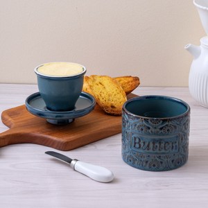 Mantequillera de Cerámica con Tapa, Diseño Vintage en Relieve, Recipiente de Gres Hecho a Mano para Conservar la Frescura - Product Image 1