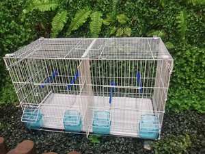 Vente en gros de nouvel arrivage double cage d'élevage d'oiseaux perroquet gris africain en acier inoxydable avec séparateur Cage à oiseaux en métal - Product Image 3