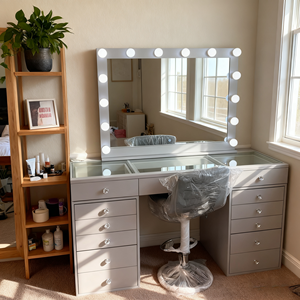 Hot Sell <strong>Makeup</strong> Table with LED Mirror and Drawers Professional Bedroom Furniture <strong>Makeup</strong> <strong>Vanity</strong> - Product Image 2