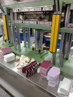 Machine de moulage de semelle intérieure