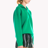 Ensemble deux pièces personnalisé pour femmes grandes tailles : sweat-shirt brodé uni à fermeture éclair 1/4 et short de sport évasé