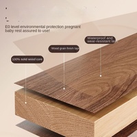 Maison de luxe pour chat en bois massif, vue panoramique, design tout-en-un à trois étages, forme rectangulaire, motif grain de bois, structure d'escalade pour chat