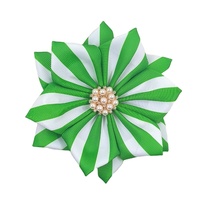 Broche de corsage personnalisée de 5 pouces en alliage de zinc plaqué argent de qualité supérieure pour femmes, avec breloques lettres de mariage et motif The Links Incorporated, pour sororité