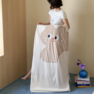 Edredón de Verano Pequeño con Diseño de Gato y Patrón de Dibujos Animados, Sensación Refrescante, Bordado de Parches, Venta al por Mayor de Fábrica, Edredón de Verano Personalizable - Product Image 6