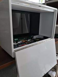 Finestra anteriore aperta della porta della vetrina dell'affissione a cristalli liquidi trasparente da 21.5 pollici o touch screen di pcap di android per l'esposizione dei <span class=keywords><strong>prodotti</strong></span> - Product Image 4