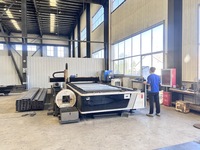 Système de terrain de padel panoramique personnalisé en usine, avec structure en métal et verre trempé, pour usage commercial intérieur/extérieur