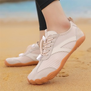 Chaussures décontractées en maille à lacets, bout rond, semelle extérieure en caoutchouc respirante, toutes saisons, chaussures de sport unisexes - Product Image 5