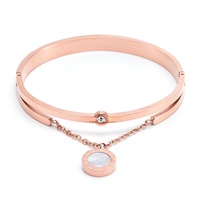 Bracelet jonc ouvert tendance pour femme avec boucle, en acier titane 316L plaqué or rose, incrustation de coquillage, logo personnalisé, vente en gros