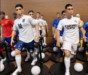 Figuras <span class=keywords><strong>de</strong></span> Acción <span class=keywords><strong>de</strong></span> Estrellas <span class=keywords><strong>de</strong></span> Fútbol Reales <span class=keywords><strong>de</strong></span> la Copa, Coleccionables <span class=keywords><strong>de</strong></span> <span class=keywords><strong>Messi</strong></span>, Ronaldo, Mbappé, y Decoración Moderna para Escritorio - Product Image 2