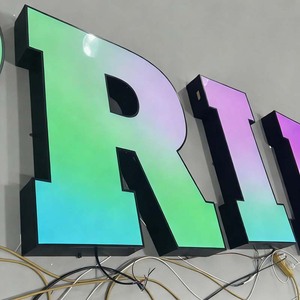 Insegna Luminosa con Effetto Dinamico in Acciaio Inox Resistente alle Intemperie Logo Personalizzato Lettere RGB per Esterni - Product Image 3