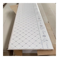Panneaux de plafond carrés modernes en PVC, application artistique pour la maison, ignifuges, résistants à l'humidité, insonorisés, faux plafonds imperméables