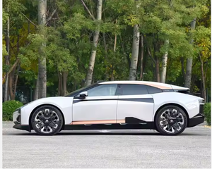 <span class=keywords><strong>Hipi</strong></span> Z ist eine leistungs starke volle elektrische Mittelklasse-Limousine mit 4 Türen und 5 Sitzen. Es ist eine elektrische Limousine. - Product Image 4