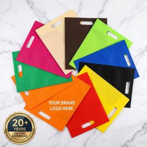 <span class=keywords><strong>Sac</strong></span> cadeau non tissé écologique à prix d'usine, personnalisable avec logo imprimé, réutilisable, avec poignée découpée en D, pour boutique - Product Image 5