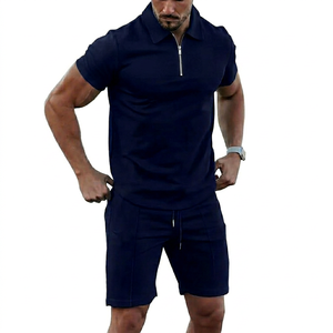 Conjunto de dos piezas para hombre, camisa polo con cremallera de color sólido informal de verano y pantalones cortos, conjunto de dos piezas de poliéster transpirable de punto. - Product Image 1