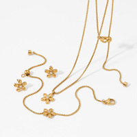 Perhiasan Set Terbaru Trendi Lapis Emas 18K Baja Anti Karat Zirkon Liontin Bunga Kalung Gelang Terbuka Anting Stud