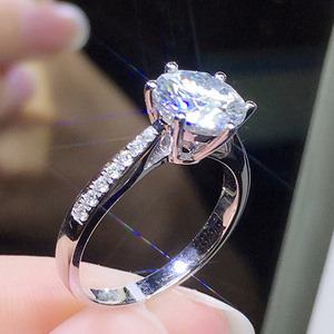 Anello di Fidanzamento Classico a Sei Punte con Zirconi per Donne, Elegante Gioiello da Matrimonio - Product Image 6