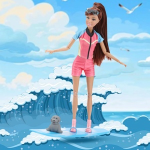 Muñeca Gótica Rubia de Vinilo de 11.5 Pulgadas para Niñas - Juego de Rol de Aventura al Aire Libre en la Playa y Camping para Regalo - Product Image 4