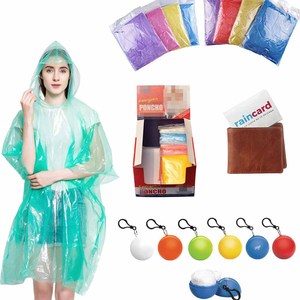 Tragbare Kunststoff-<span class=keywords><strong>Rian</strong></span>-Mantel Pe Regen bekleidung Pe Regen Poncho wasserdichte Regen bekleidung mit Kapuze Outdoor wasserdichten Mantel - Product Image 1