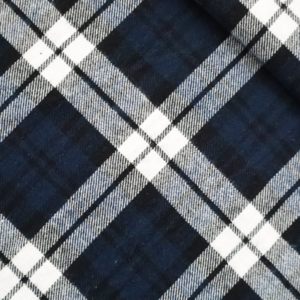 100% coton Tartan Check Plaid Fabric 16S 150gsm <span class=keywords><strong>doux</strong></span> respirant fil teint bleu foncé <span class=keywords><strong>blanc</strong></span> tissé pour les vêtements pour femmes garçons - Product Image 1