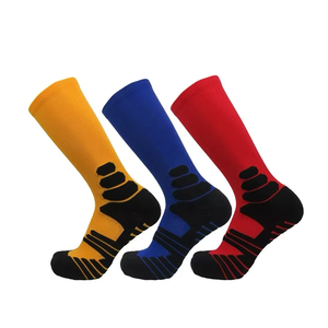 Chaussettes de sport en polyester imprimées avec logo personnalisé, talon contrastant, compression de la <span class=keywords><strong>voûte</strong></span> <span class=keywords><strong>plantaire</strong></span>, absorption des chocs, chaussettes d'entraînement - Product Image 2
