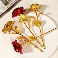 Cadeau pour la Fête de Qixi et la Fête des Enseignants : Bouquet de roses dorées en fleurs éternelles en PVC, fait main, avec décoration en relief injecté