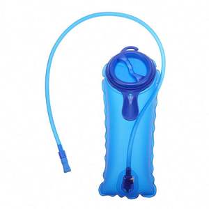 Échantillon GRATUIT – Réservoir d'hydratation pliable en TPU 2,0 L pour activités de plein air, type Camelbag Aotu 2L - Product Image 2