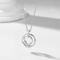 Collier pendentif double anneau irrégulier en argent sterling S925 plaqué or 14 carats, délicat, géométrique, avec double spirale et zircon cubique