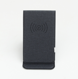 Kingsoil Groothandel 15W Snelladen PU Lederen Telefoonstandaard, Opvouwbare Draadloze Oplader met Type-C Poort - Product Image 3